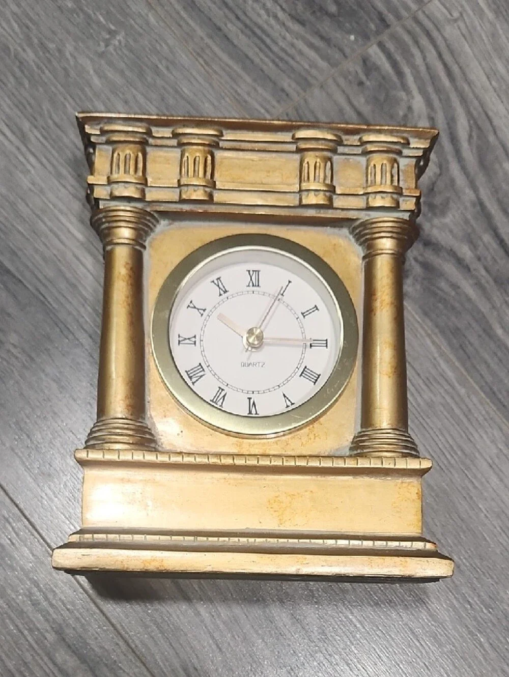 Classic Quartz Heavy Gold Column Mantel Clock